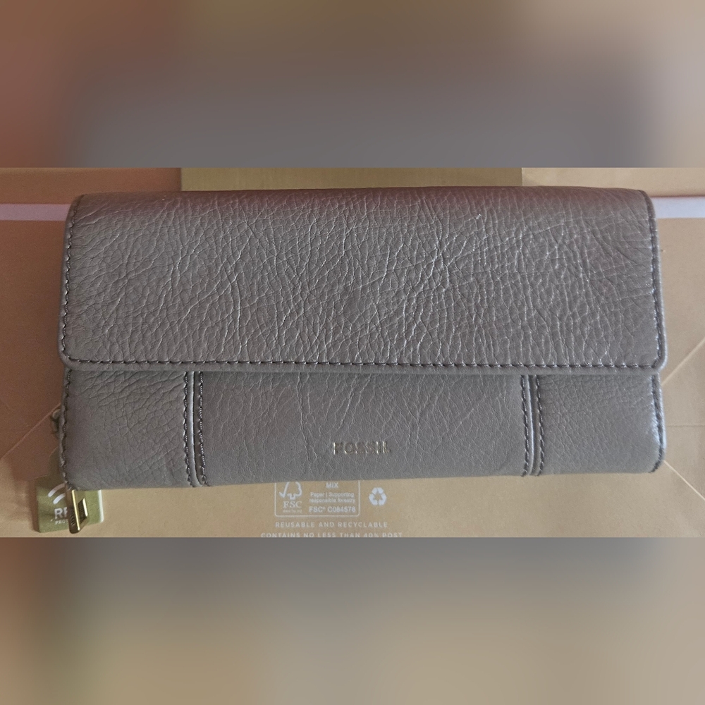 NWT Women's Fossil Jori RFID Flap Clutch Wallet Gray SWL3009265